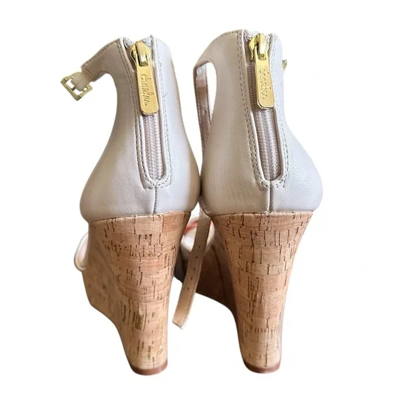 Charles By Charles David Cream Heels - Picture 4 of 7